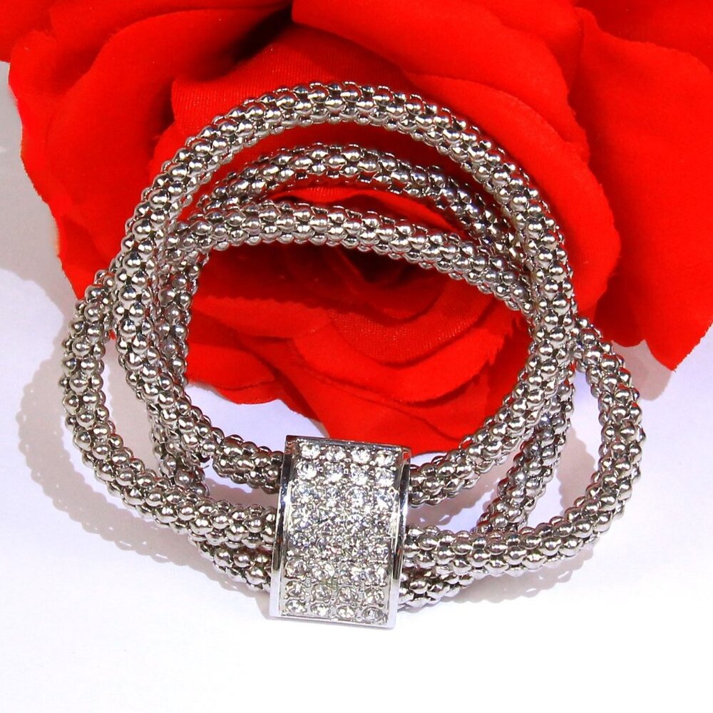 Silver Tone Chainmail Stretch Bracelet
